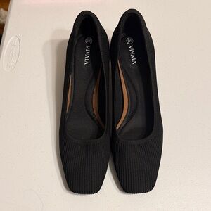 VIVAIA Women’s Black Knit Square-Toe Ballet Flats